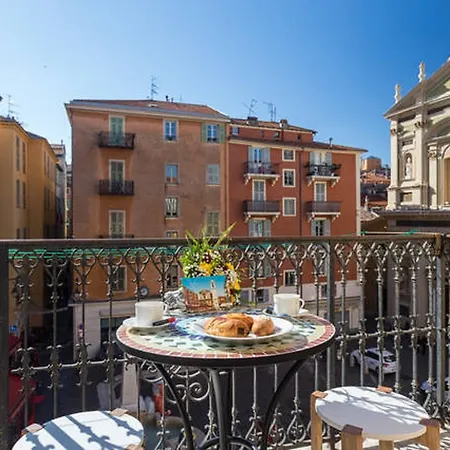 Le Rossetti B. - Modern, Long Balcony, Old Town